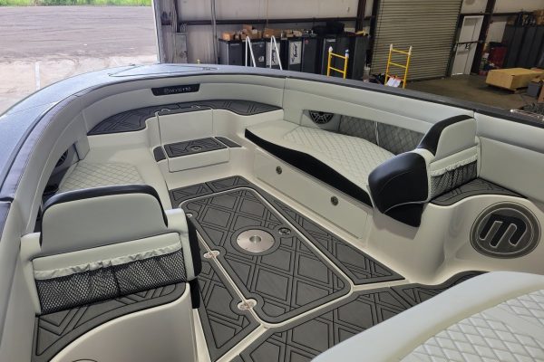 2022 Mystic Powerboats M4200 with quad Mercury Racing 450R engines at Lake of the Ozarks