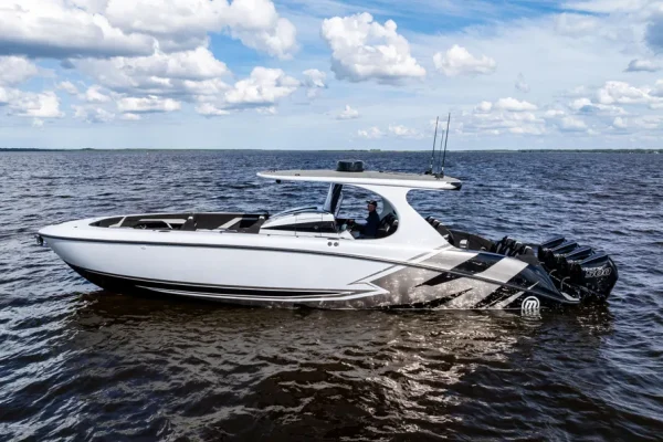 2027-mystic-powerboats-m4200-power-10216160-20260611093614694-1 (1)