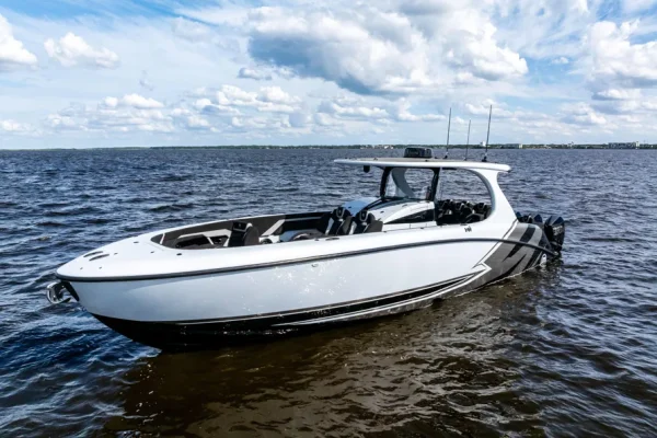 2027-mystic-powerboats-m4200-power-10216160-20260611093615659-2