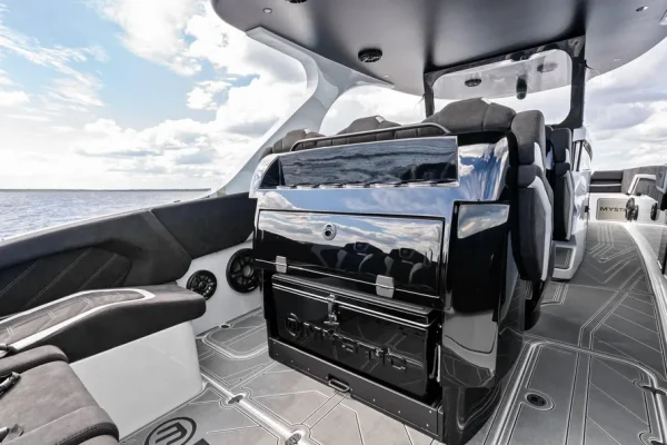 2027-mystic-powerboats-m4200-power-10216160-20260611093647061-2